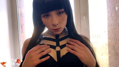 Morena Quente Chupada Profunda e Sensivelmente Fodida por Dinheiro